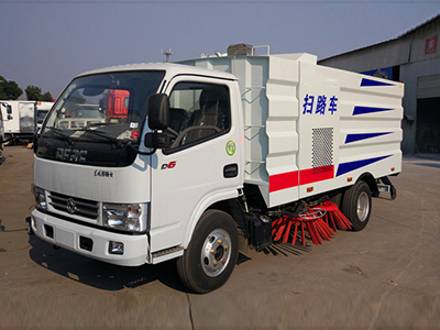 山西太原客戶再訂6臺(tái)掃路車、吸塵車、洗掃車、灑水車